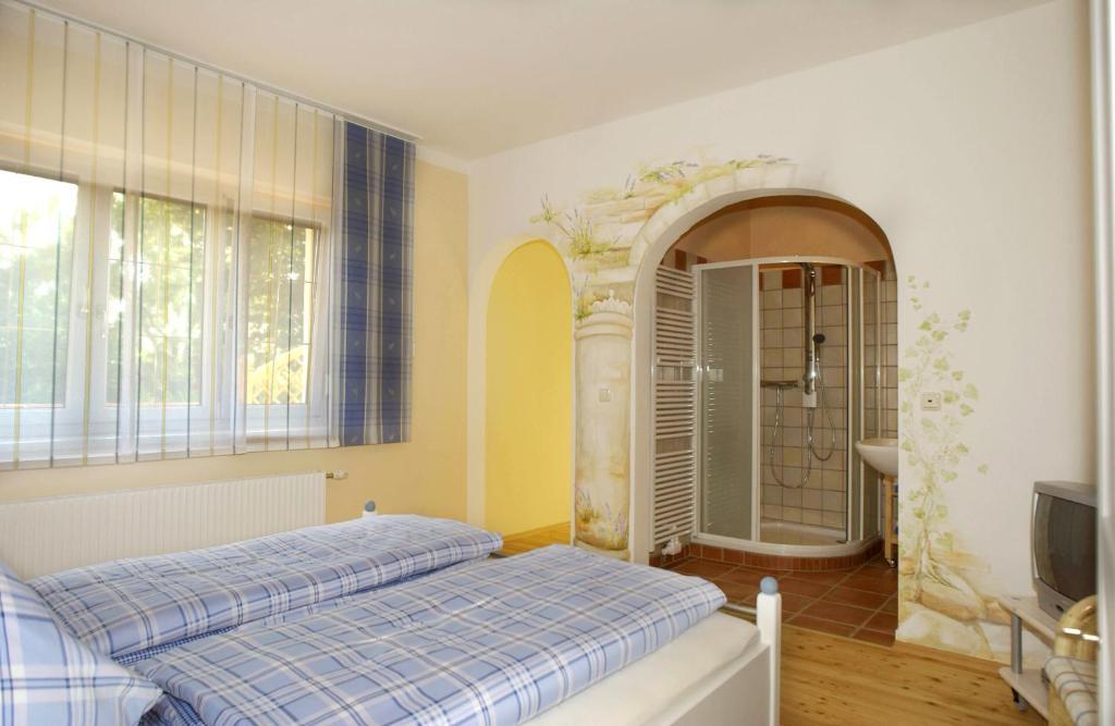 Hotel Garni Hügellandhof Neuhaus am Klausenbach Zimmer foto