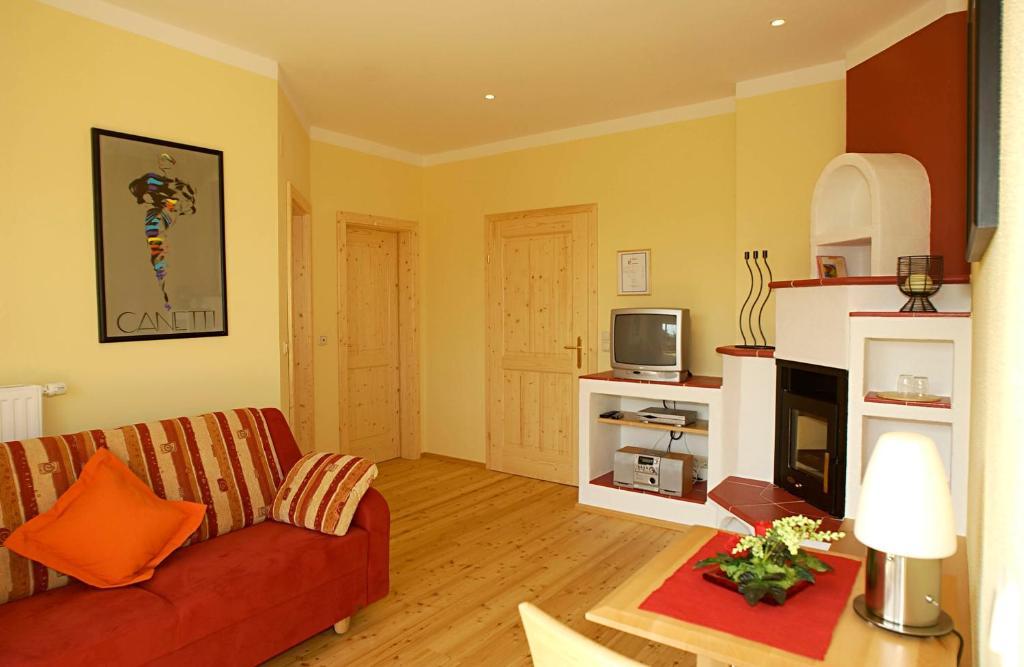 Hotel Garni Hügellandhof Neuhaus am Klausenbach Zimmer foto