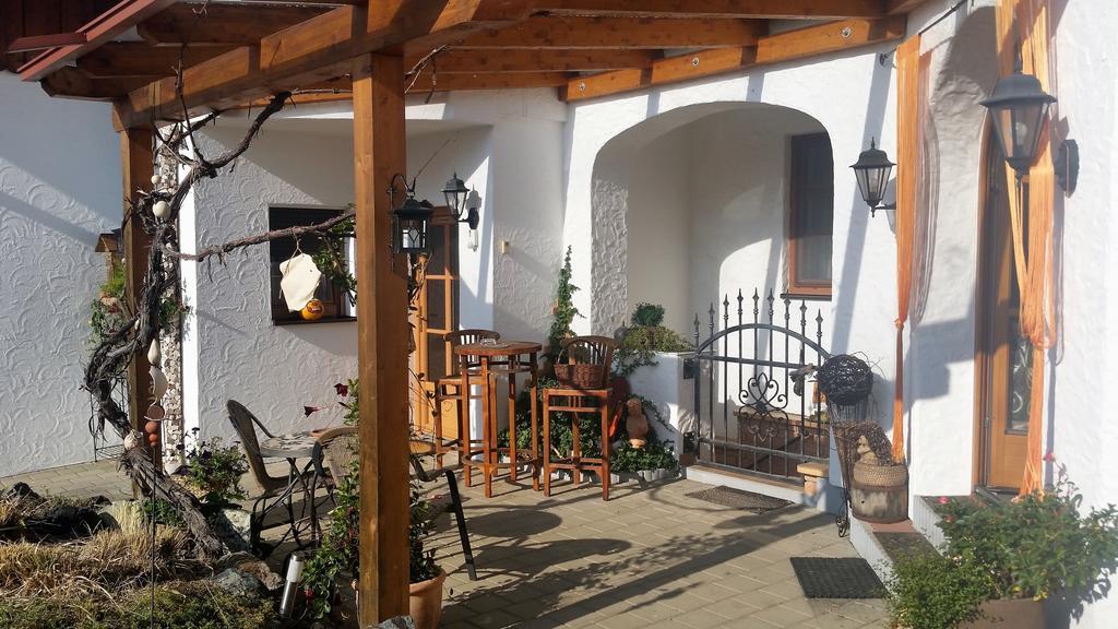 Hotel Garni Hügellandhof Neuhaus am Klausenbach Exterior foto